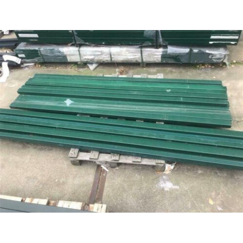 70m Gegalvaniseerd Hekwerk 123cm hoog - 2e keus palen