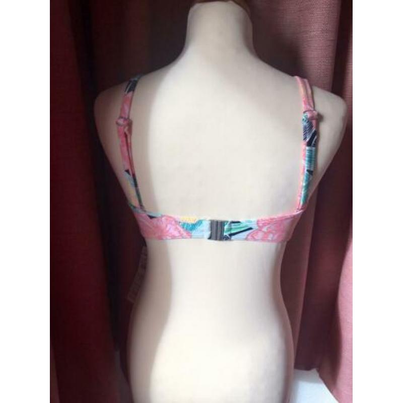 O’Neill Bandeau bikinitop maat 40B