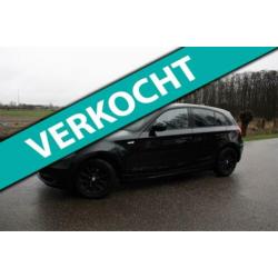 BMW 1-serie 116i High Executive AIRCO / NAVI / STOELVERW / X