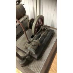 Zoldervondst grote stoommachine