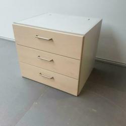 1x Mooie 3-ladekast 53x60x51 cm