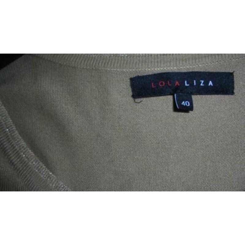 Mooi licht-taupe-kleurig vestje van Lola Liza mt 38/40
