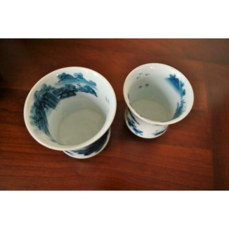 2 oude Japanse Potjes Vaasjes met deksel