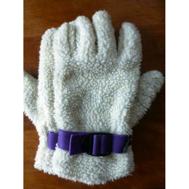 Twee paar warme handschoenen