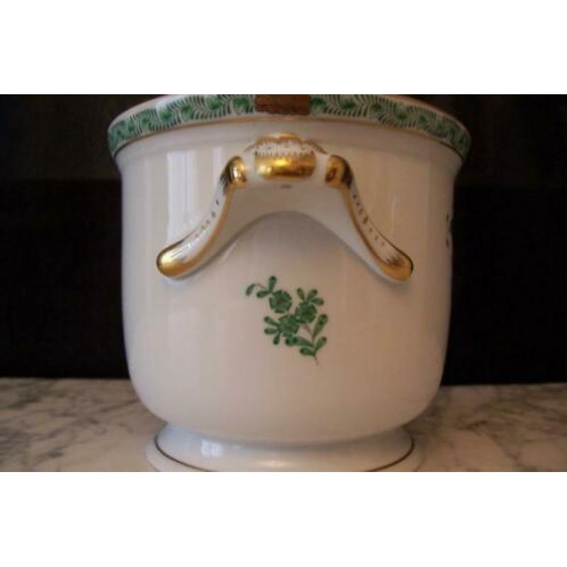 Bloempot van Herend, Hongarije; "Apponyi Vert".
