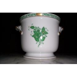Bloempot van Herend, Hongarije; "Apponyi Vert".
