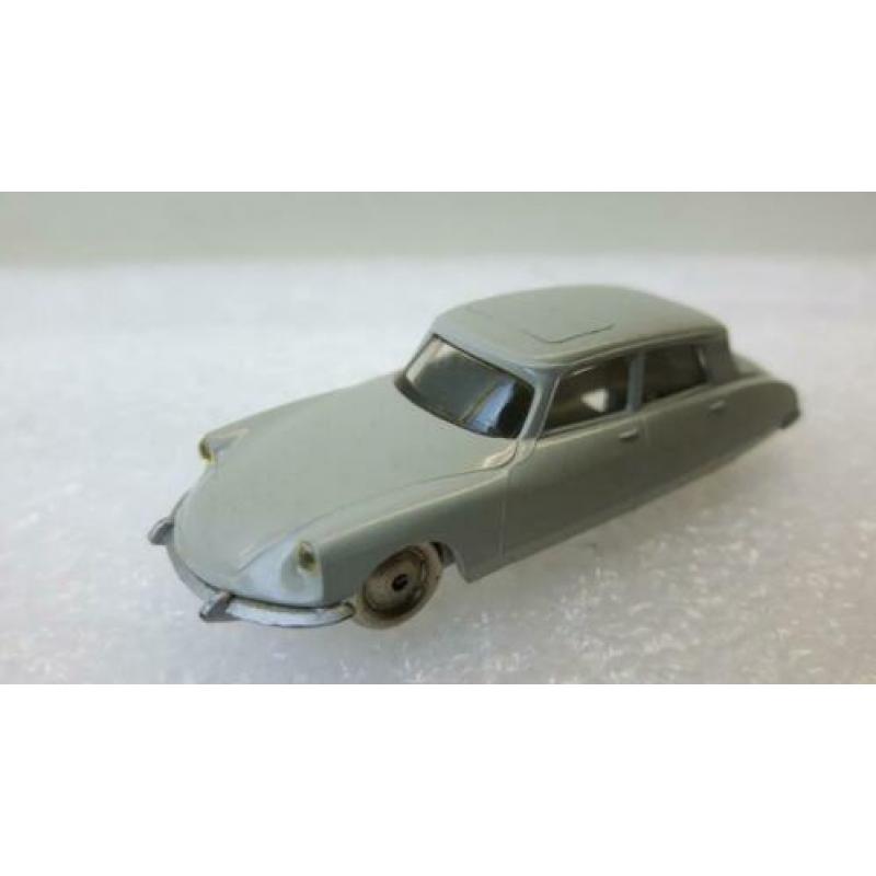 LEGO System 603 Citroën DS 19 grijs productie 1965 – 1968