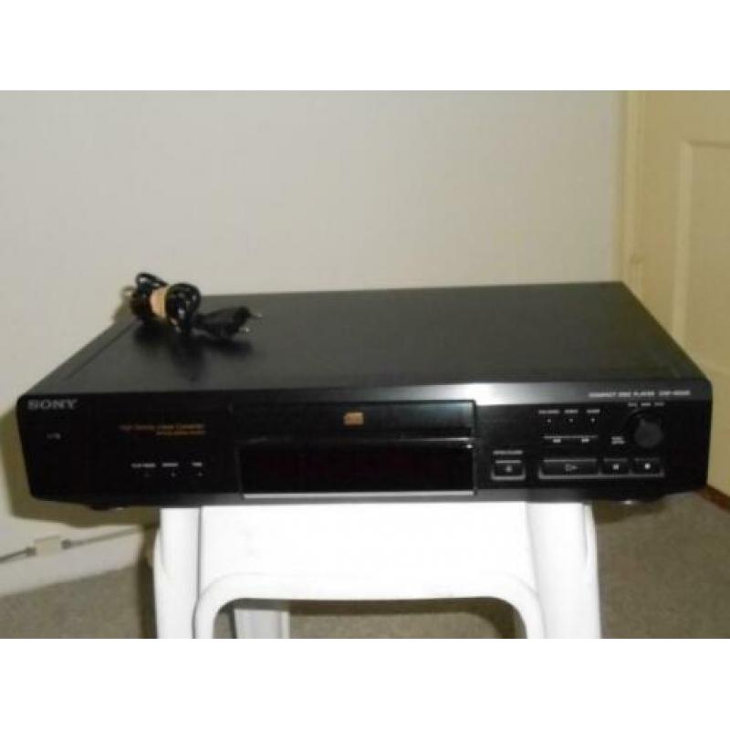 SONY CDP XE220..Compactdisc player