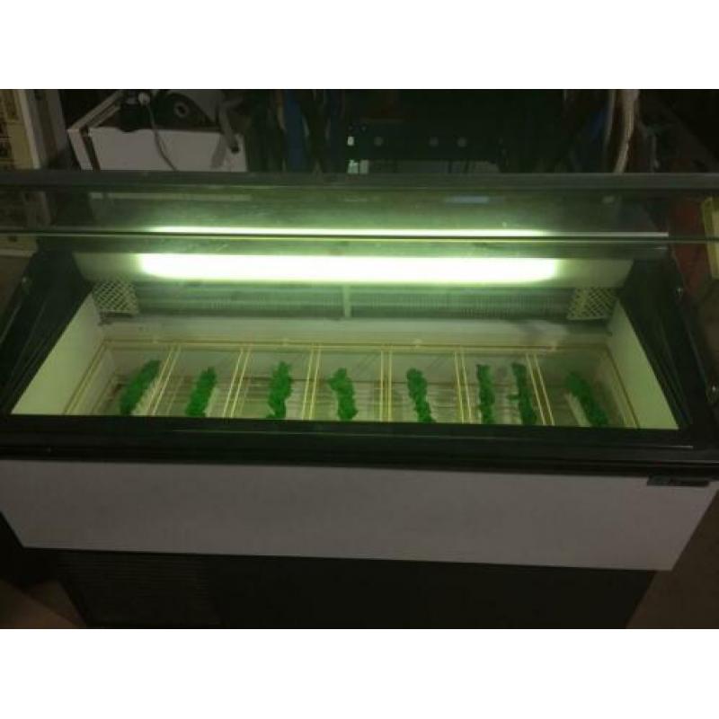Koelvitrine vitrine koeling koeler ijsvitrine