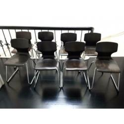 8 industriële design stoelen van Flötotto