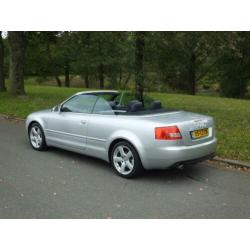 Audi A4 Cabriolet 2.4 5V Navi/Leder/Deal. ond