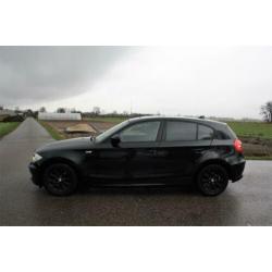 BMW 1-serie 116i High Executive AIRCO / NAVI / STOELVERW / X