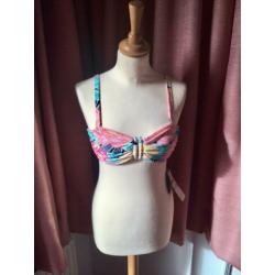 O’Neill Bandeau bikinitop maat 40B