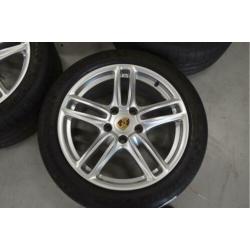 19" Porsche Panamera Velgen 5x130 + Zomerbanden BREEDSET