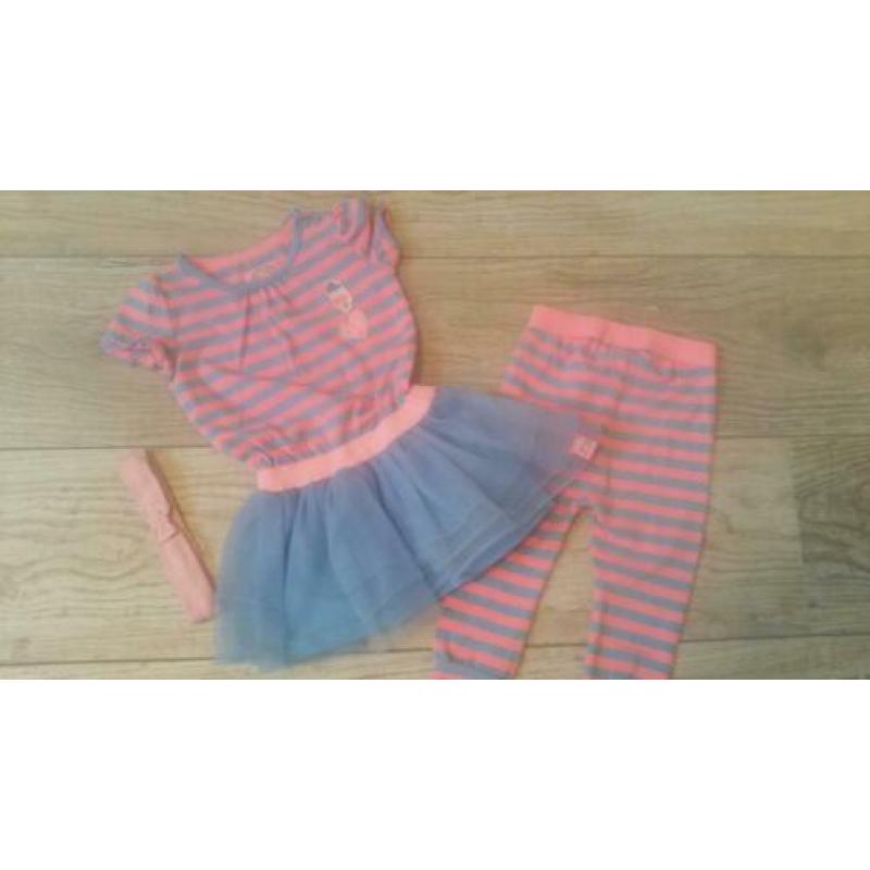 Hele mooie jurkjes en T-shirt Z8 met gratis legging haarband
