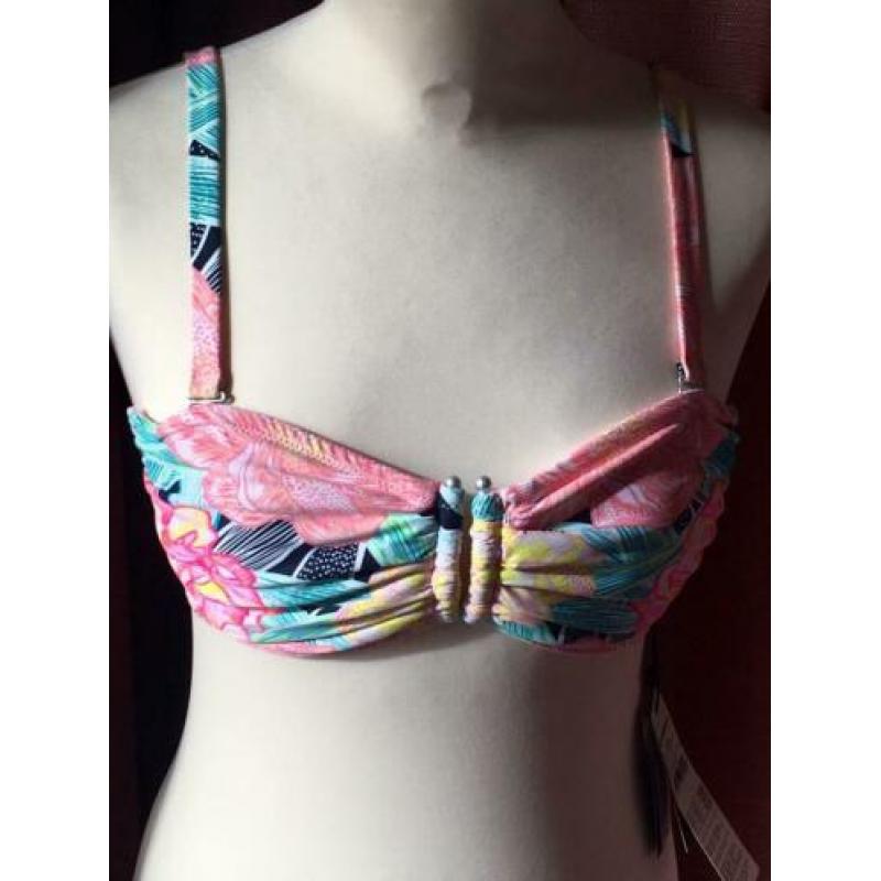 O’Neill Bandeau bikinitop maat 40B
