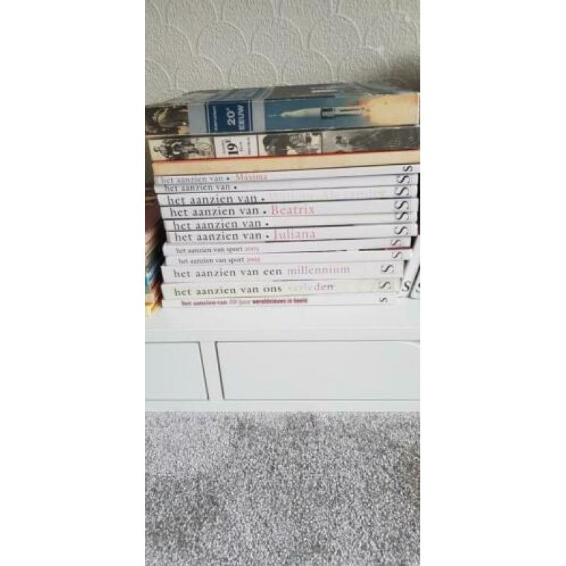 Te Koop: Verzameling van Het Aanzien Van