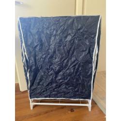 Kastje camping blauw wit 35 diep 60 breed
