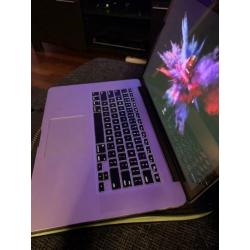 Apple MacBook Pro