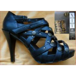 Stoere echt leren zwarte XIT sandalen met studs maat 41 zgan