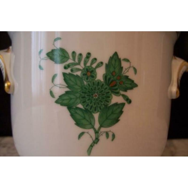 Bloempot van Herend, Hongarije; "Apponyi Vert".
