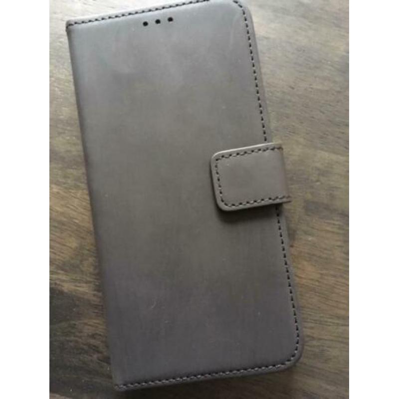 NIeuw Mobiparts telefoonhoesje Samsung J5