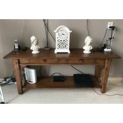 Sidetable grenen