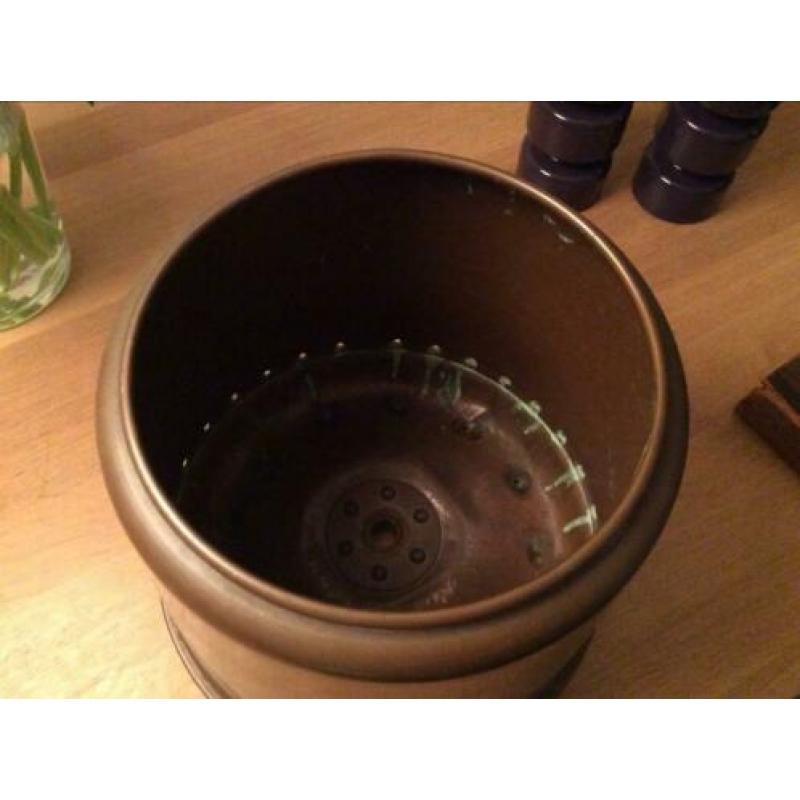 Koperen ketel. Zie foto’s. 28 cm hoog. Diameter is 30 cm.