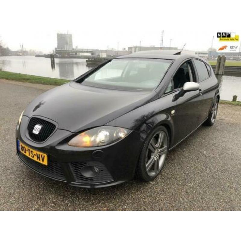 SEAT Leon 2.0 TFSI FR 6-bak/xenon/opendak/252pk/cupra/kanon