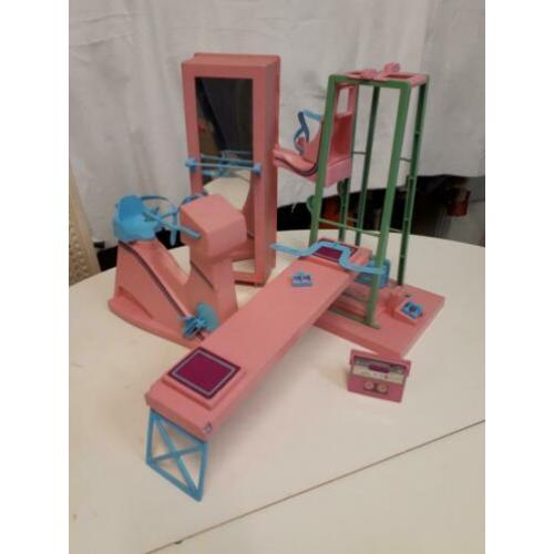 Barbie fitness 1984 met alle toebehoren, volledig compleet