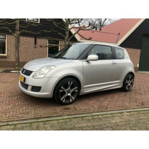 Suzuki Swift 1.3 3D 2009 Grijs