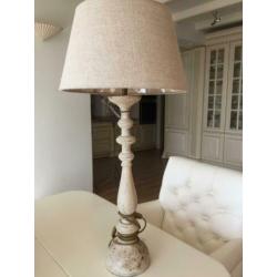 Mooie lamp houten voet incl kap