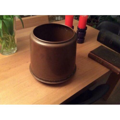 Koperen ketel. Zie foto’s. 28 cm hoog. Diameter is 30 cm.