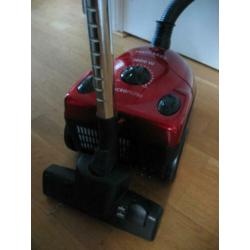 Nette AEG Progress stofzuiger (1800W) aangeboden