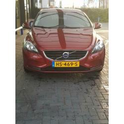 Volvo V40 2.0 D3 Geartronic 2015 Rood