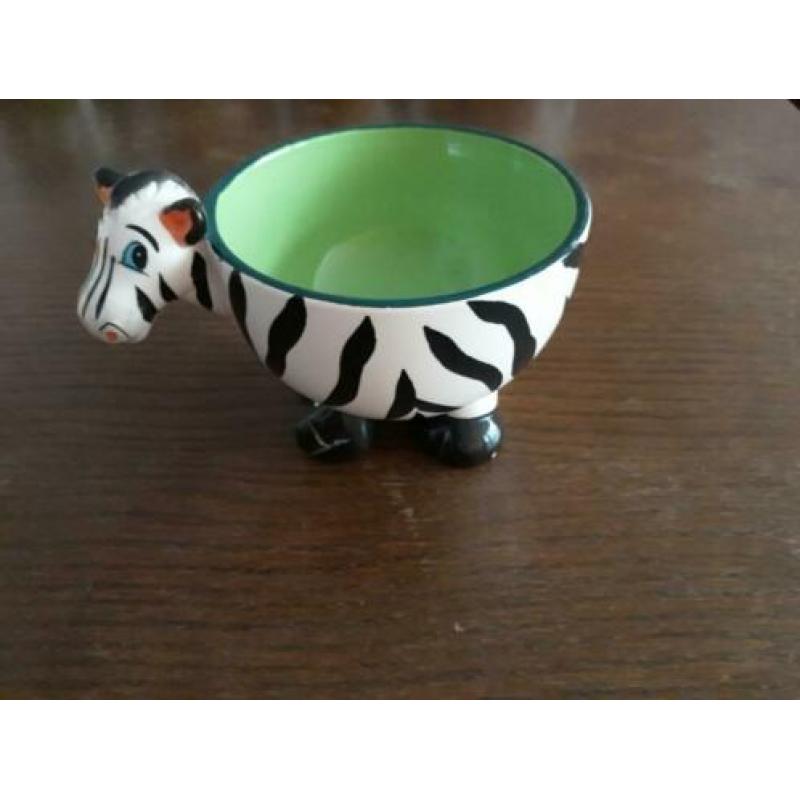 Servies met koeienprint