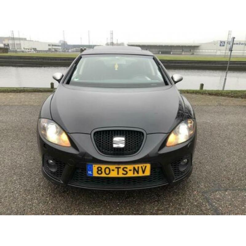 SEAT Leon 2.0 TFSI FR 6-bak/xenon/opendak/252pk/cupra/kanon