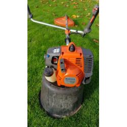Husqvarna 128 r kantenmaaier/ bosmaaier