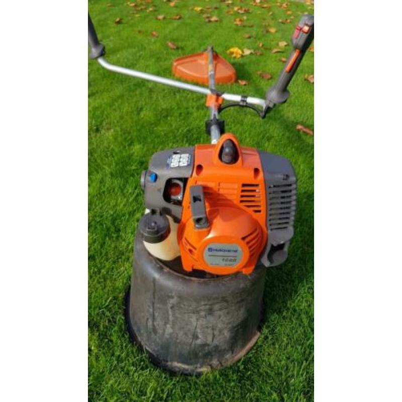 Husqvarna 128 r kantenmaaier/ bosmaaier