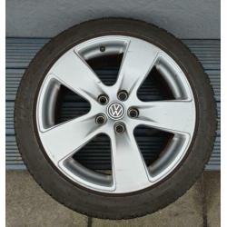 4x zomerband met 17inch volkswagen velg