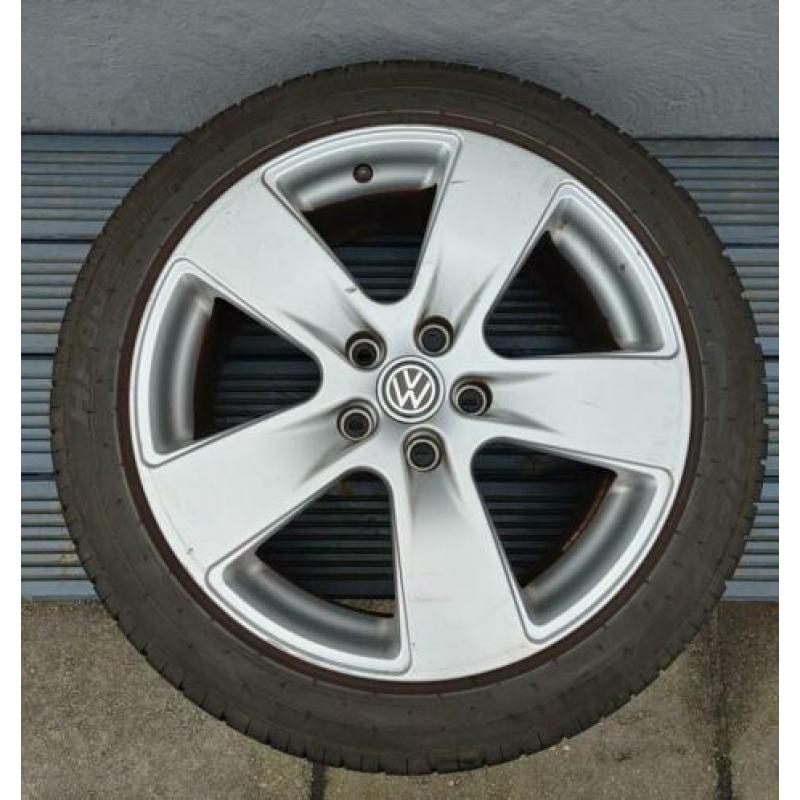 4x zomerband met 17inch volkswagen velg