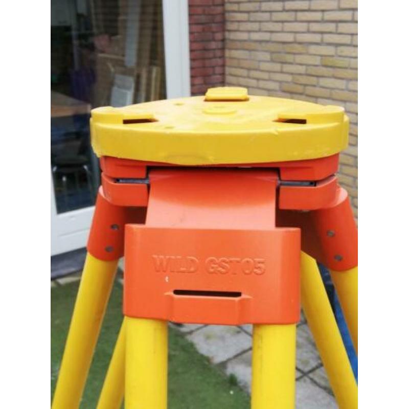 Wild Heerbrugg Statief voor laser en waterpas instrument