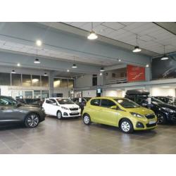 Peugeot 208 1.2 PureTech Blue Lion | Navi | LMV | PDC |