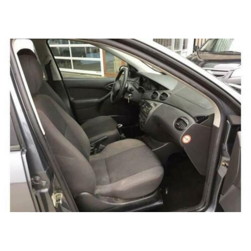 Ford Focus 1.6 16v