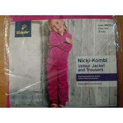Jasje met broek maat 98/104
