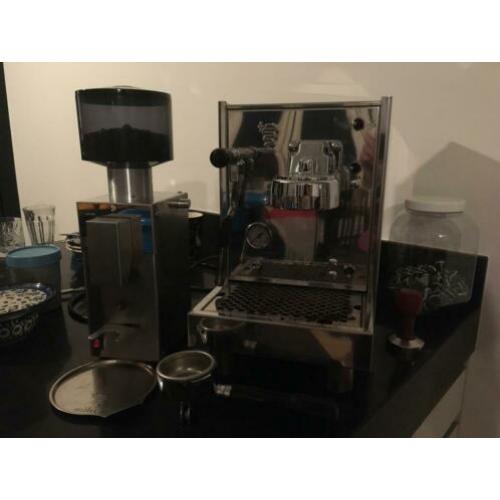 Bezzera BZ09 en BB005MN espressomachine en bonenmaler