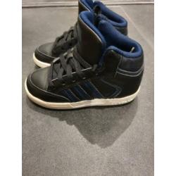 ADIDAS Originals Hard Court 25 zwart