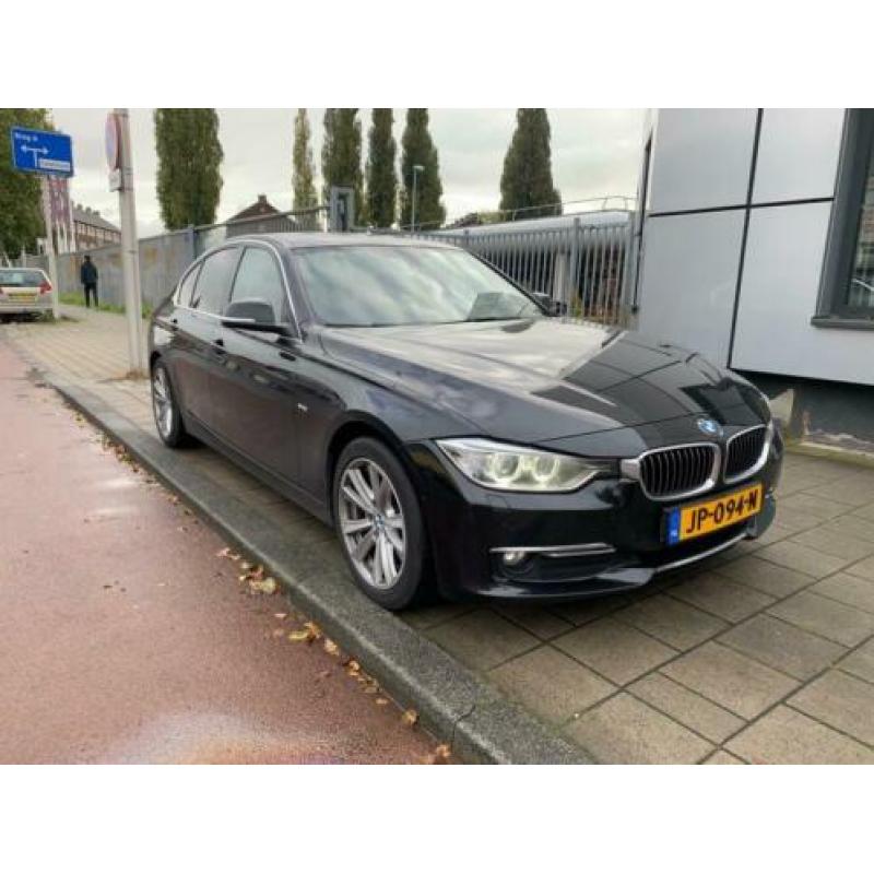 BMW 3-serie 320d Efficient Dynamics Edition Luxury Line Xeno