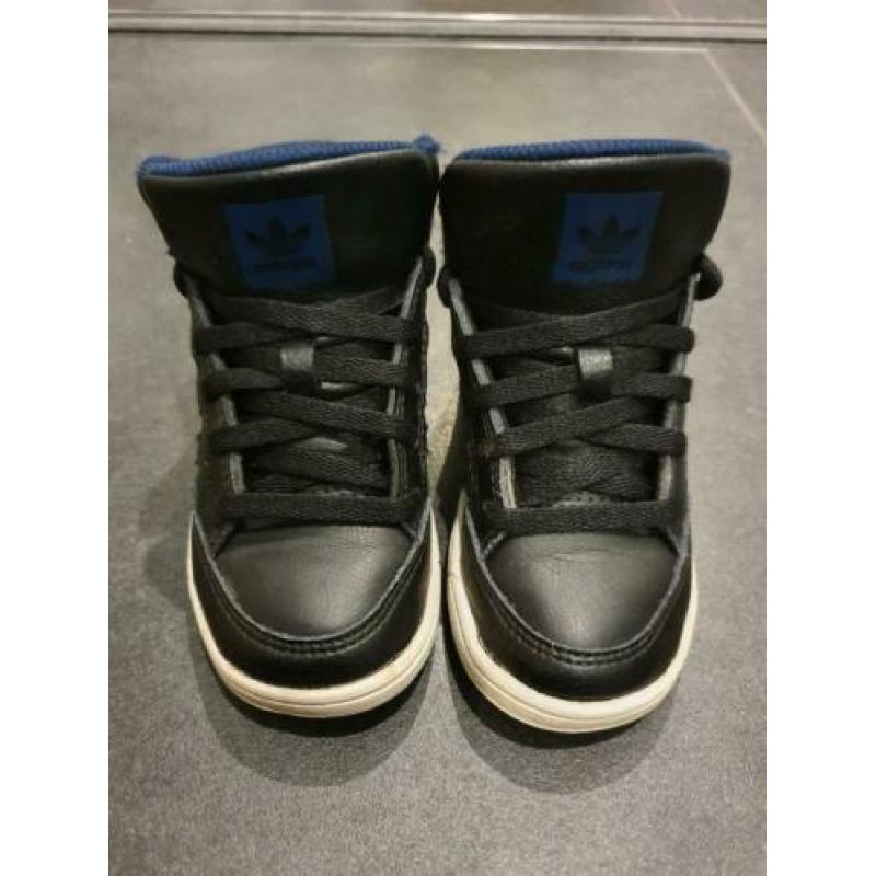 ADIDAS Originals Hard Court 25 zwart