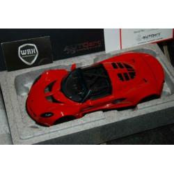 HENNESSEY VENOM GT red Autoart signature WRH